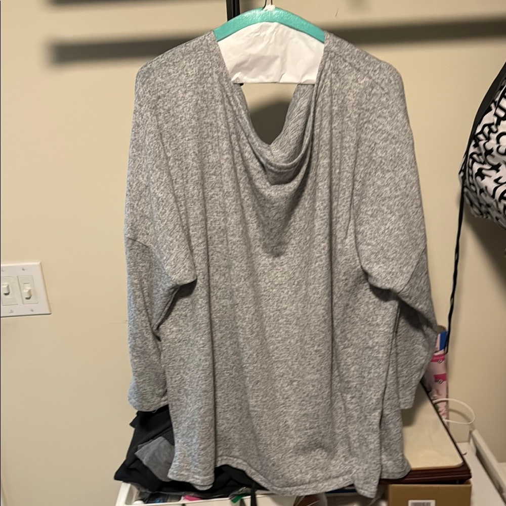 Long sleeve Gray Cowl Neck Top